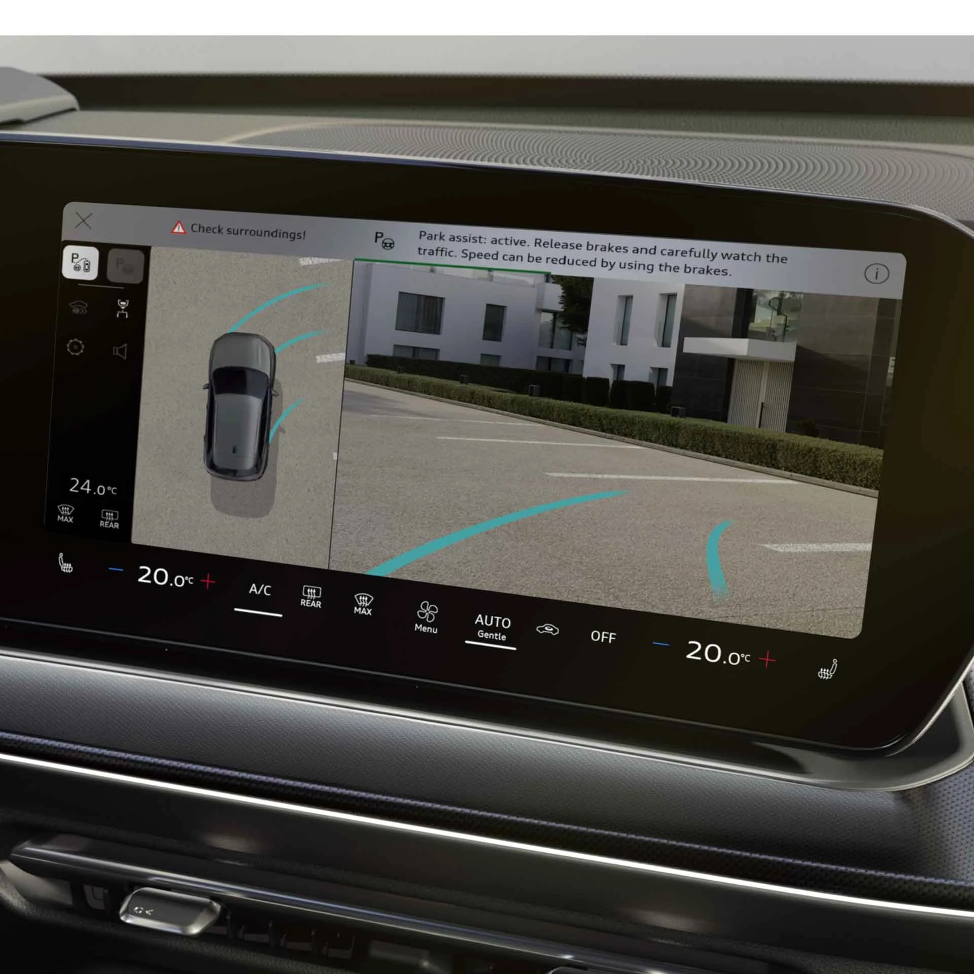 Audi Q3 SUV – Camera 360° hỗ trợ đỗ xe
