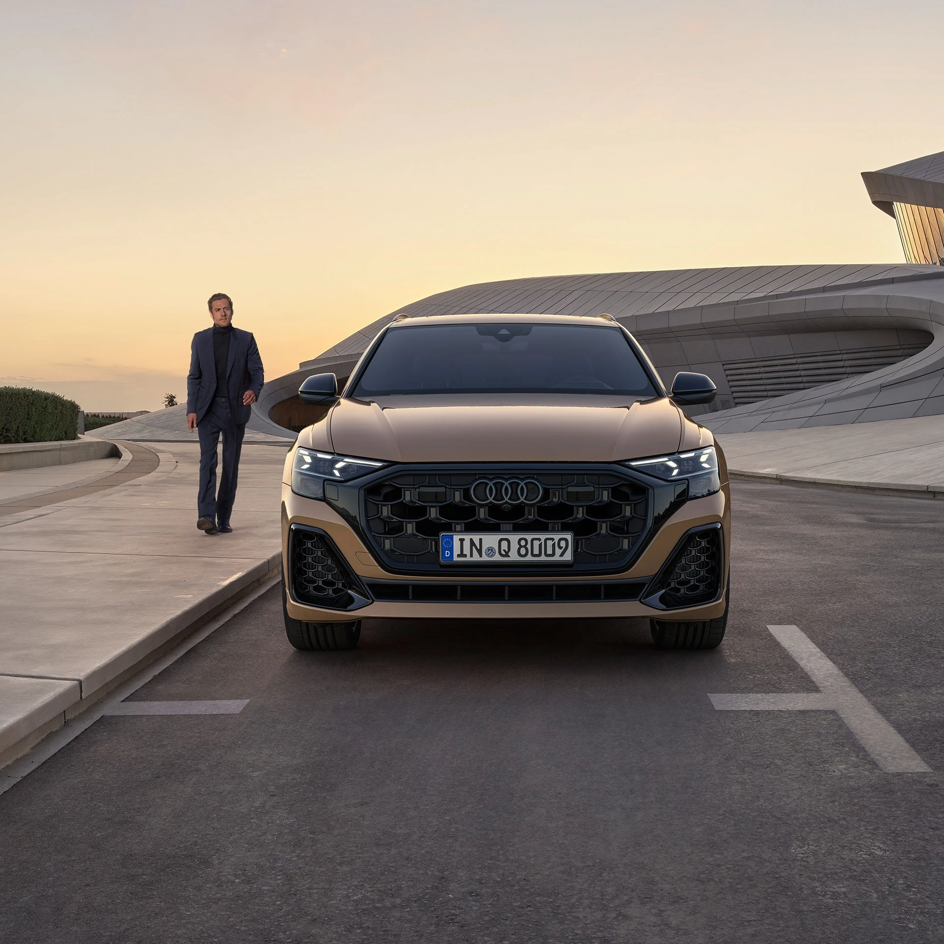 Audi Q8 – Gương mặt đầu bảng